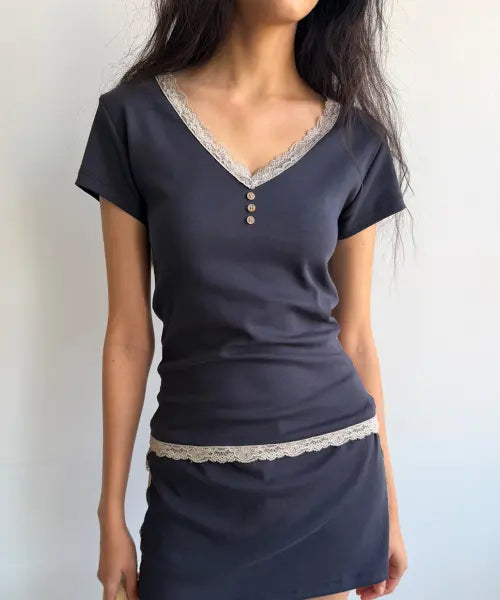 [PORTERNA] LACE TRIM V-NECK T-SHIRT-NAVY