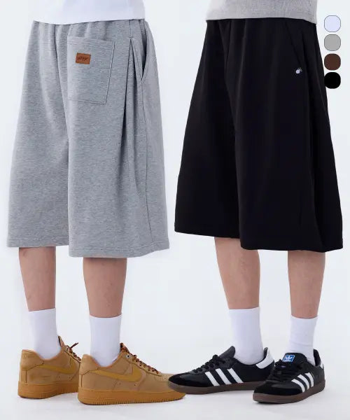 [GHOST REPUBLIC] Curved Side Pintuck Balloon Bermuda Sweat Shorts (4 Colors) / 커브드 사이드 핀턱 벌룬 버뮤다 스웻 반바지 4Color GP-512