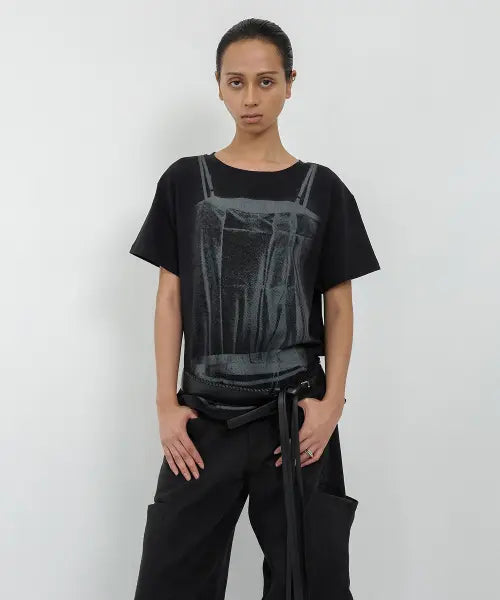 [NACHE] BELT LAYER PRINTED T-SHIRT BLACK