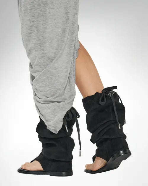 [222] SHOES 003