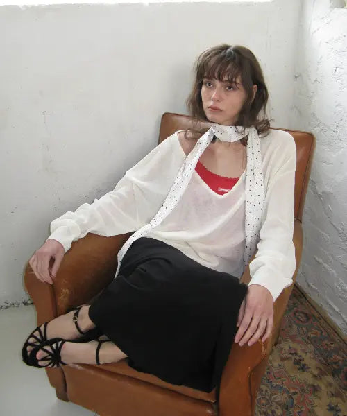 [WITHOUT SUMMER] Button v-neck knit_ivory / 버튼 브이넥 니트_아이보리