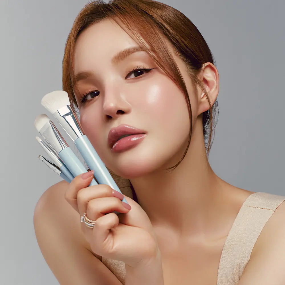 [EQUMAL] Ecmal Easy Brush AA (18 types) / [라뮤끄템] 에크멀 이지 브러시 에이에이 18종 택1