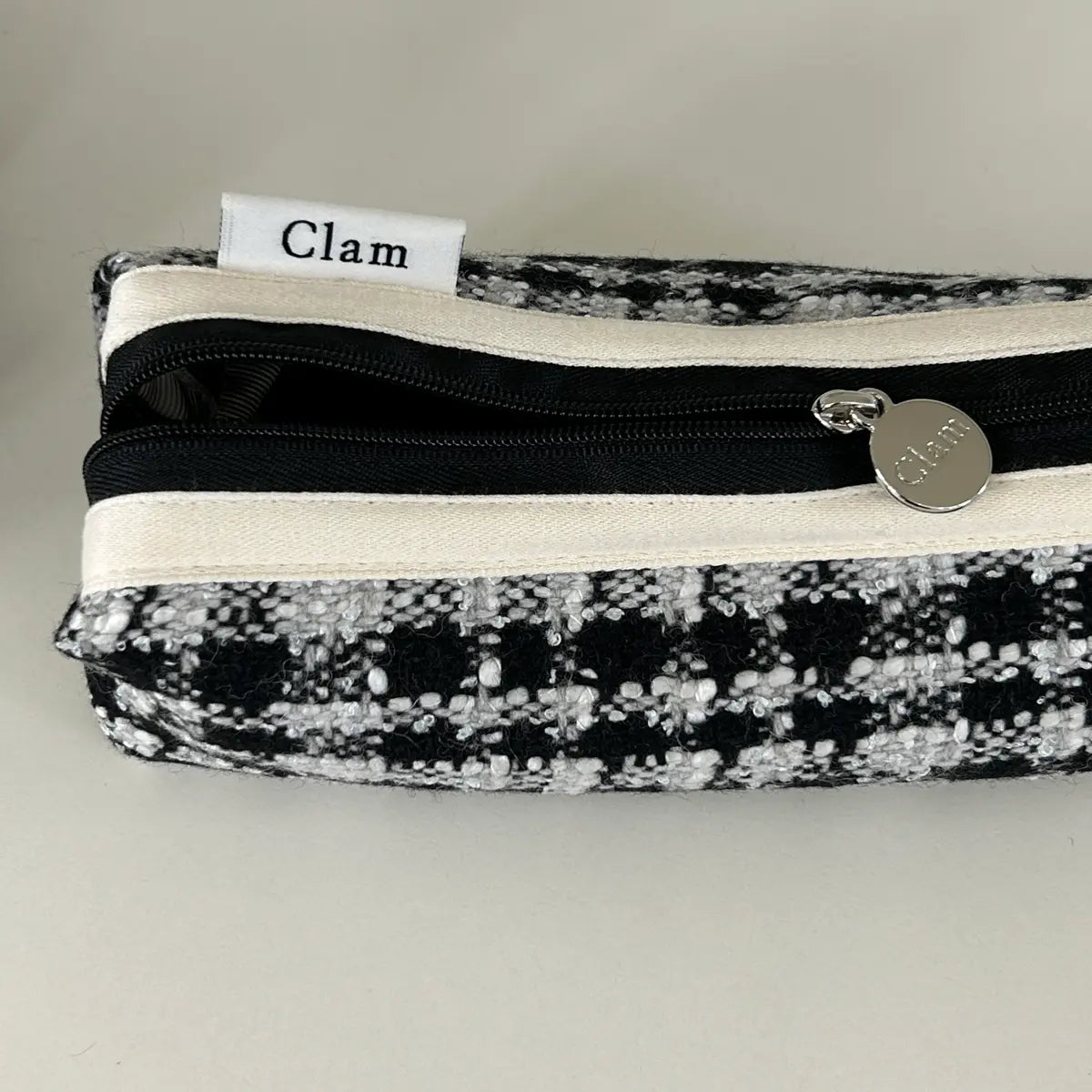[Clam] Clam Round Pencil Case (Choose 1 of 18) / 클램 라운드 펜슬케이스 18종 택1