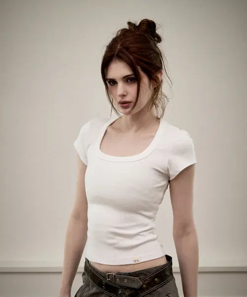 [KITTY POTTERY] Classic Soft Deep Square Neck T-shirt (WHITE) / 클래식 소프트 딥 스퀘어넥 티셔츠 (화이트)