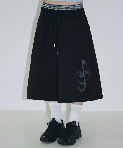 [SLEEKGLOW] Checkered Layered Bermuda Shorts [Black] / 체크 레이어드 버뮤다 팬츠[블랙]