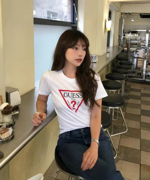 [GUESS] CORE 3 Color Uni Original Triangle Short Sleeve T-Shirt MQ2K9405 / [CORE] 3color 유니 오리지널 삼각 반팔 티셔츠 MQ2K9405