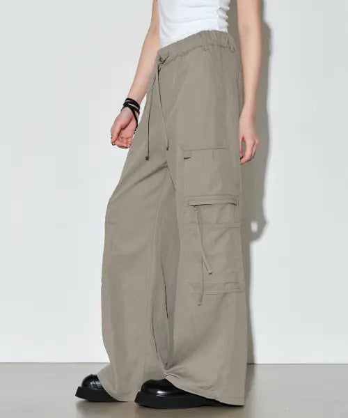 [HELENE PARIS] [Hot Summer] Cooling Cargo Pocket Banding Wide Pants [Khaki Gray] / [핫썸머] 쿨링 카고 포켓 밴딩 와이드 팬츠 [카키 그레이]