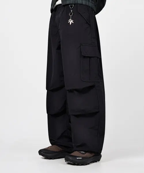 [DIMITRI BLACK] [SUMMER] M65 PARACHUTE CURVED PANTS_NC BLACK / [여름용] M65 파라슈트 커브드 팬츠_ NC 블랙