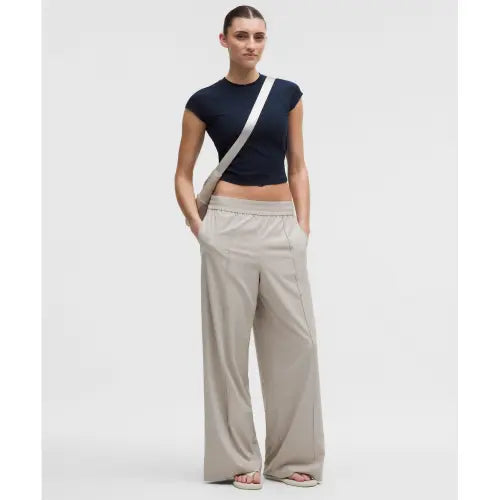 [LULULEMON] Breezy Mid-Rise Pants - Regular / 브리즐리 미드라이즈 팬츠 *레귤러  DOWN