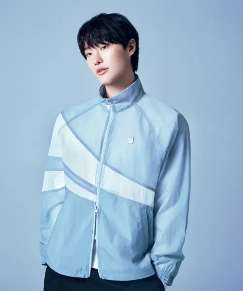 [FILA] Lightweight Flag Windbreaker (FS262JK01X008496) / 경량 플래그 바람막이(FS262JK01X008496)