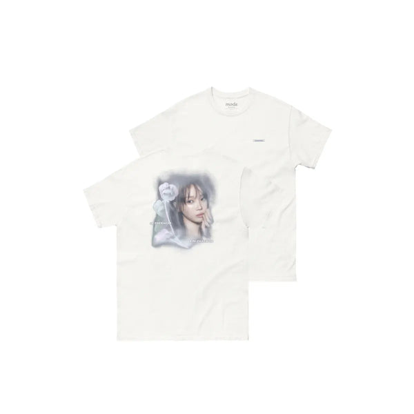 [LE SSERAFIM] [KIM CHAEWON] Flower Portrait S/S Tee (White)