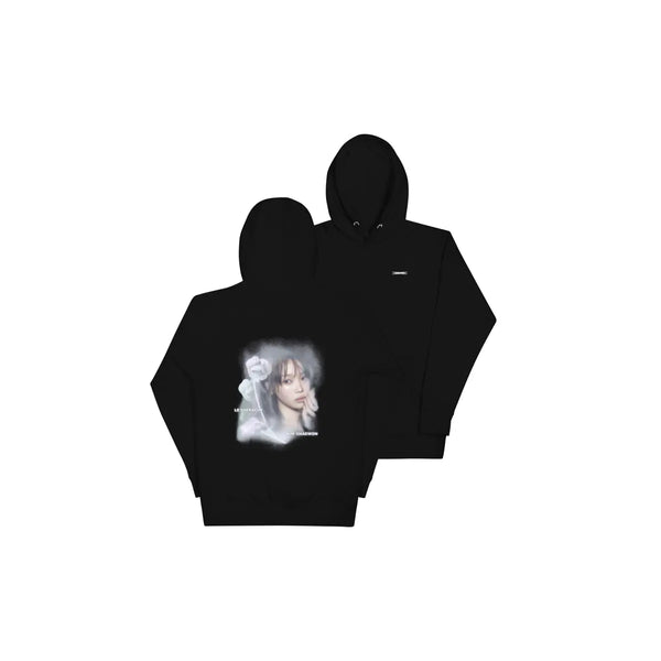 [LE SSERAFIM] [KIM CHAEWON] Flower Portrait Hoodie (Black)