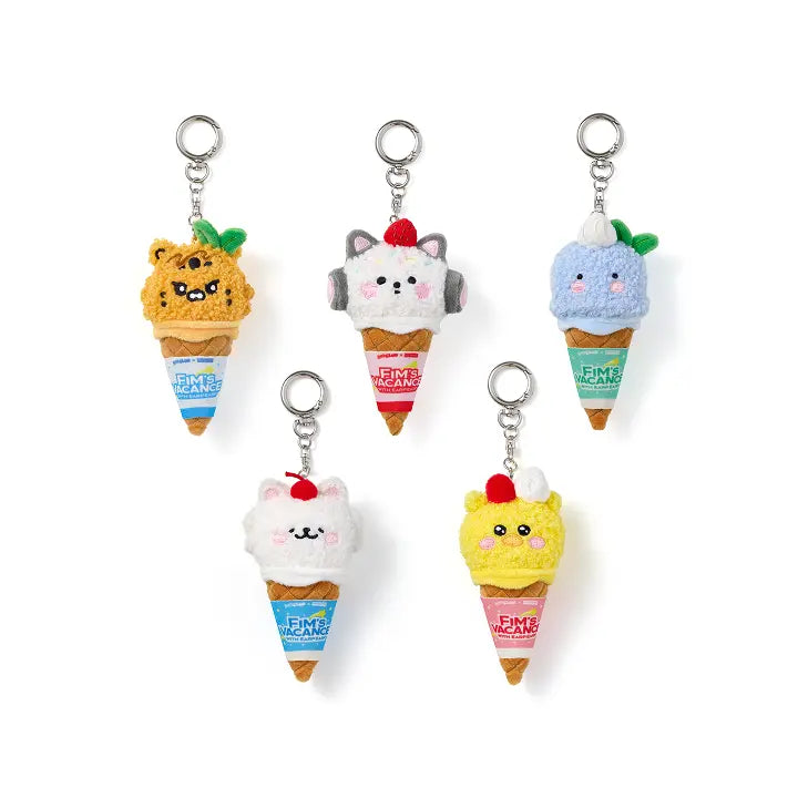 [LE SSERAFIM] [FIM'S CLUB X EARP EARP] PLUSH KEYRING (ICE CREAM ver.)