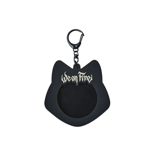 [&TEAM] CAN BADGE HOLDER