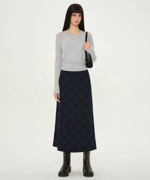 [MUSINSA STANDARD WOMAN] Women's Ombre Check Maxi Skirt [Navy] / 우먼즈 옴브레 체크 맥시 스커트 [네이비]