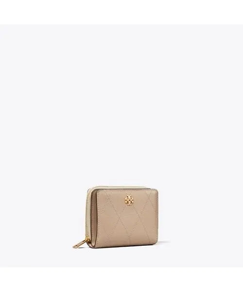 [TORYBURCH] Charlie Quilted Bifold Wallet - Soft Cement / 찰리 퀼티드 바이폴드 월렛 - 소프트 시멘트