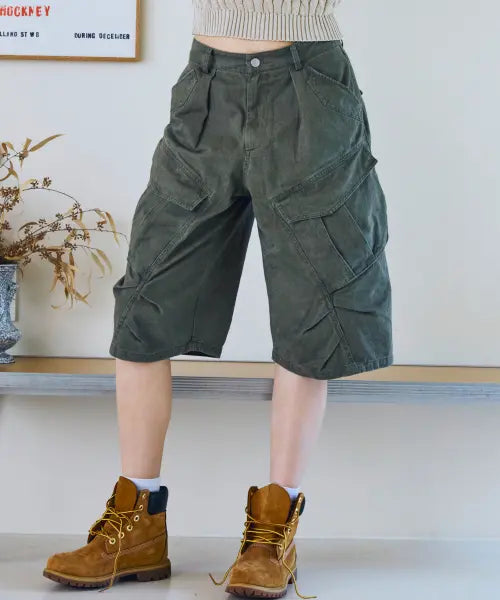 [CPGN STUDIO] Bermuda cargo cut pants khaki / 버뮤다 카고 절개 팬츠 카키