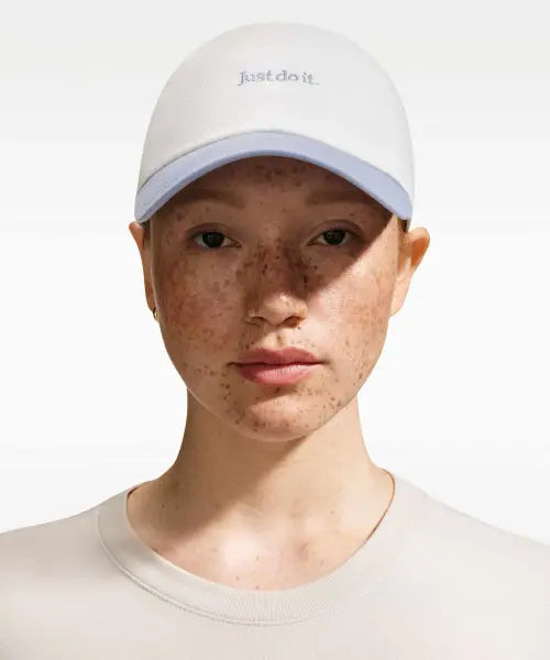 [NIKE] U NK CLUB CAP U CB JDI L - SAIL/HYDROGEN BLUE/(HYDROGEN BLUE) / 클럽 언스트럭처 테니스 캡 - 세일:하이드로젠 블루 / FB5370-140