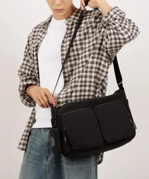 [MONOLIGHT] BASIC_Messenger Bag_Black / 베이직 메신저 백 블랙