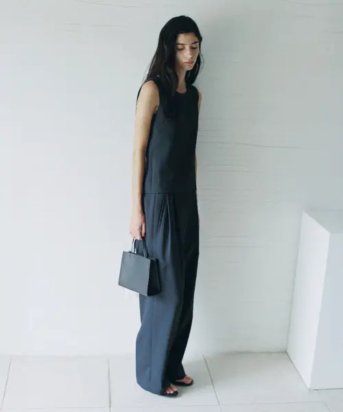 [BLANKROOM HER] SWAY TWO-TUCK PANTS_BLACK / 스웨이 투-턱 팬츠_BLACK