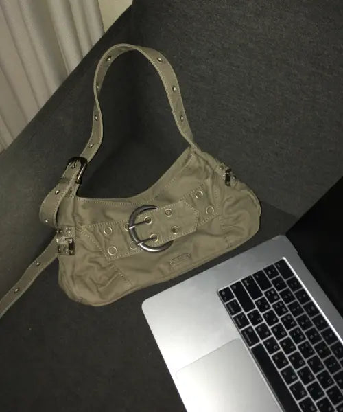 [ORDINARY HOLIDAY] BELTED DETAIL BAG [GRAY]