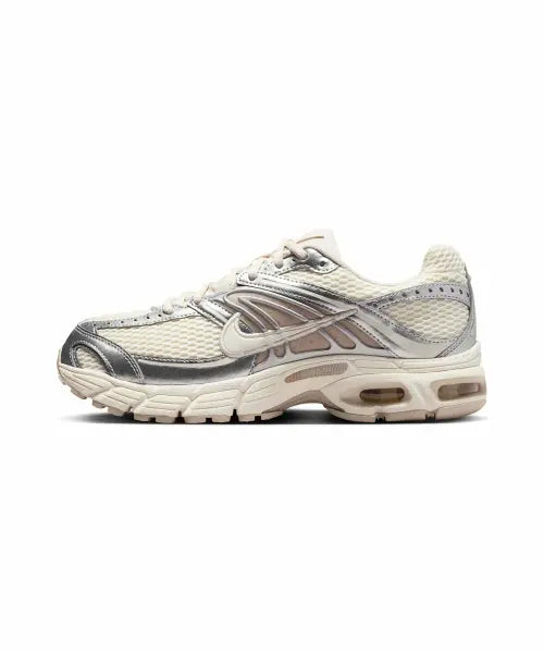 [NIKE] W NIKE AIR MAX MOTO 2K - PALE IVORY/SAIL-MTLC SILVER-LT OREWOOD BRN-HEMP / 에어 맥스 모토 2K W - 페일 아이보리:메탈릭 실버:라이트 오어우드 브라운:세일 / HQ2056-108
