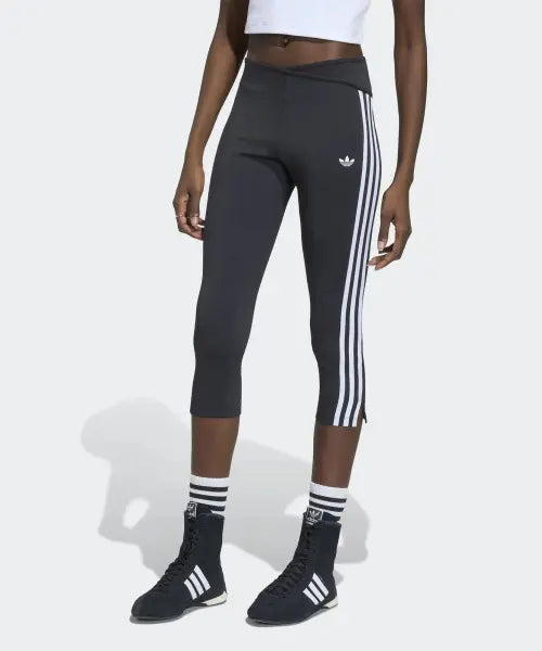 [ADIDAS] CAPRI PANTS         BLACK / 아딜레늄 시즌 5  카프리 팬츠 - 블랙 / KX0638