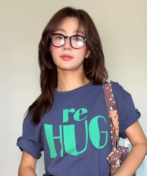 [UNIVERSE GARMENT] RE HUG Cracked T-Shirt_NAVY / RE HUG 크랙 티셔츠_NAVY