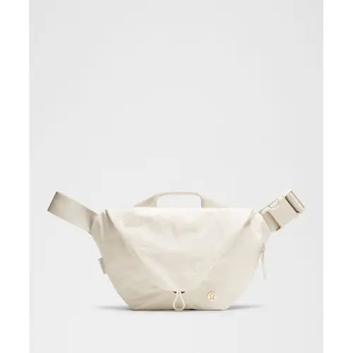 [LULULEMON] Curved Crossbody Bag 3L / 커브드 크로스바디 백 3L  LTIV