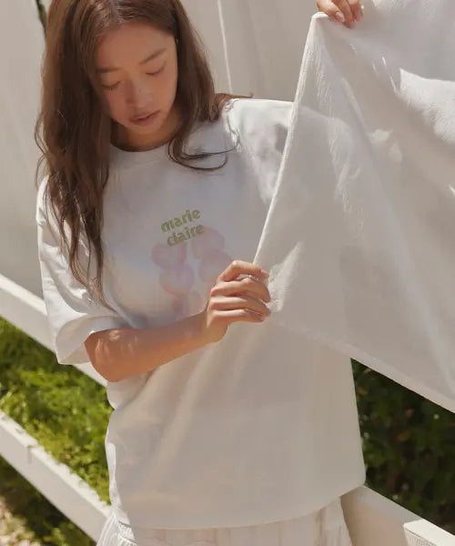 [MARIE CLAIRE] Heart Peach Short Sleeve T-Shirt (MAGBTS35MWH) / 하트 피치 반팔 티셔츠(MAGBTS35MWH)