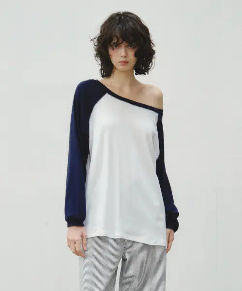 [CITTA] Number 23 Raglan Off-Shoulder T-Shirt_CTT3002(White)