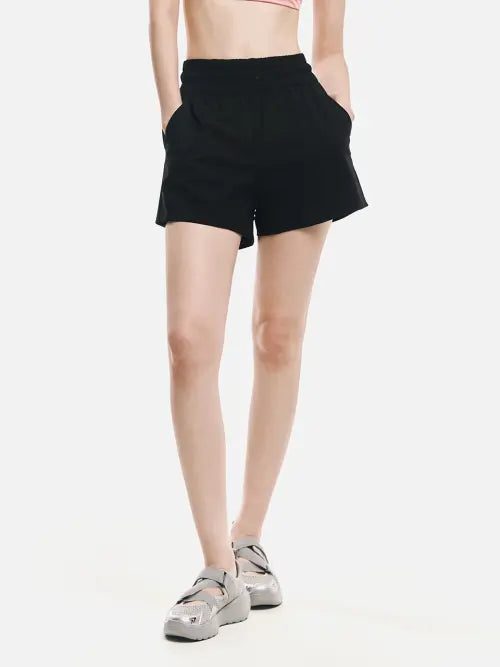 [BARREL] WOMEN ESSENTIAL HIGH WAIST HALF LEGGINGS SHORTS BLACK / 우먼 에센셜 하이웨이스트 3부 레깅스 쇼츠 블랙 (B6SWWLP001BLK)
