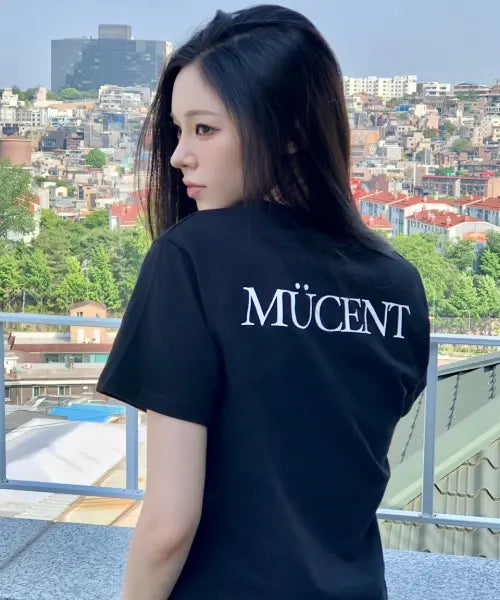 [MUCENT] JEDEN SIGNATURE LOGO HALF T (2COLOR) / 제든 시그니처 로고 반팔 티 (2컬러)