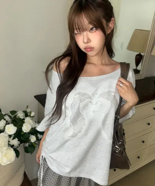 [ILLIGO] SAESO ANGEL OFF SHOULDER T-SHIRT MELANGE / 새소 엔젤 오프숄더 티셔츠 백멜란지