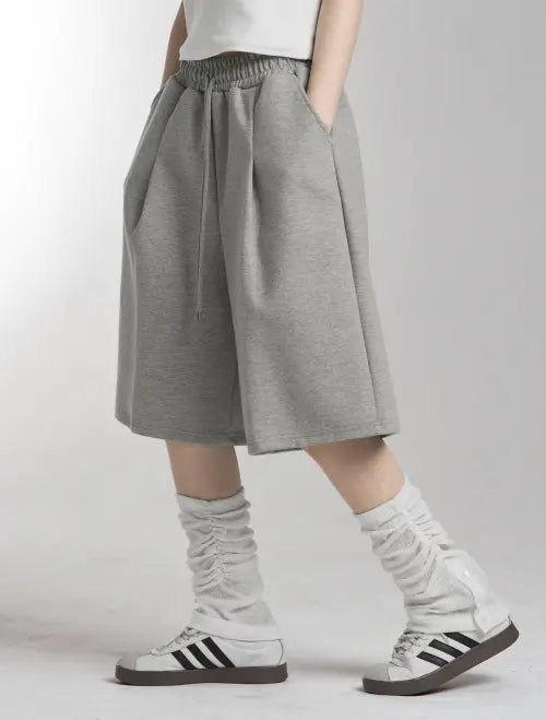 [LOOXP] Basic Pintuck Banding Bermuda Shorts Grey / 베이직 핀턱 밴딩 버뮤다 팬츠 그레이