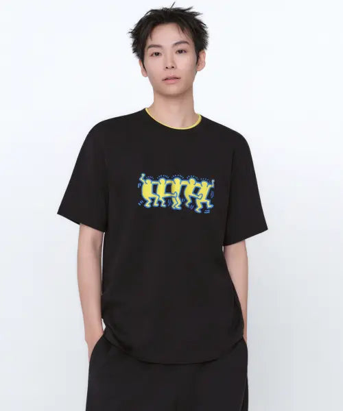 [MUSINSA STANDARD] Keith Haring Collection Dancing Figures T-Shirt [Black] / [키스 해링 컬렉션] Dancing Figures 티셔츠 [블랙]