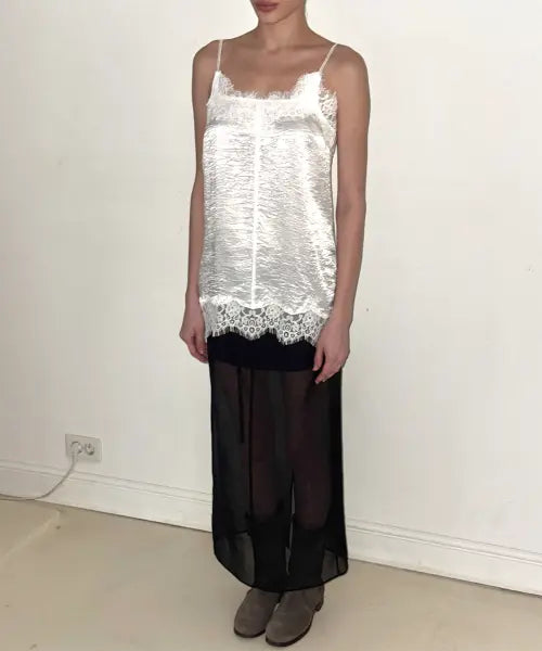 [LMOOD WOMEN] Little Satin Camisole Off-White / 리틀 새틴 캐미솔 오프화이트