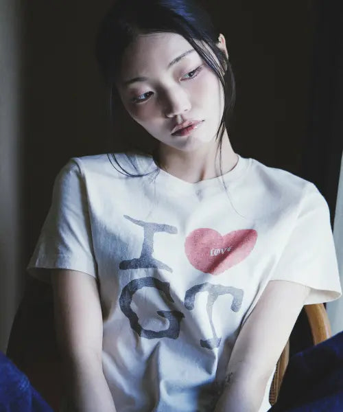 [DEUTERO] W-Love GT SS Tee Cream Ivory / 러브 GT 반팔 티 크림 아이보리
