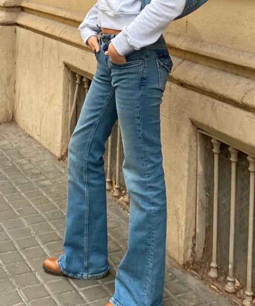 [SUBDUED] Flare Low-Rise Jeans (Light Wash) / 플레어 로우웨이스트 진 (라이트 진)