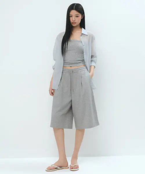 [MUSINSA STANDARD WOMAN] Cool Standard Women's One-Tuck Bermuda Sweatpants [Medium Grey] / [쿨탠다드] 우먼즈 원 턱 버뮤다 스웨트 팬츠 [미디엄 그레이]