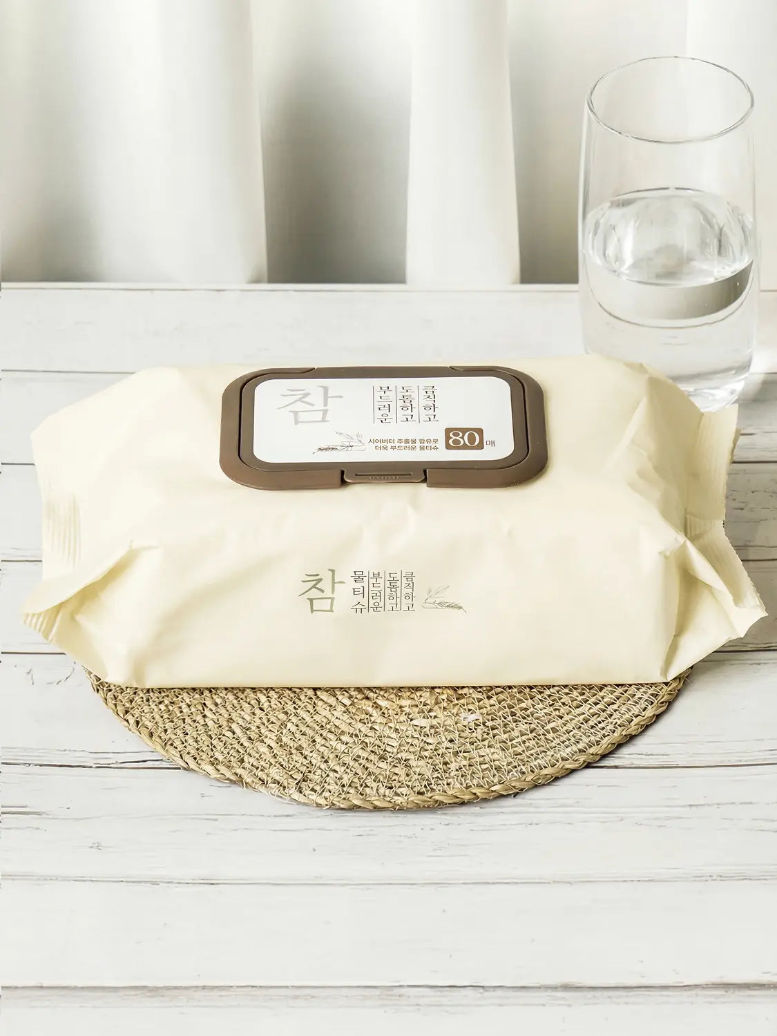 [DAISO] Embossed Wet Wipes, 80 Sheets, Cap Type / 참 도톰한 물티슈 엠보싱 캡형 80매 두꺼운 물티슈