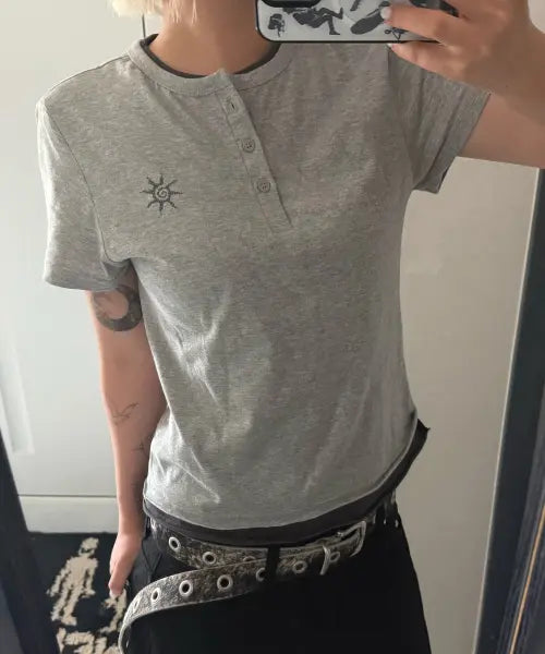 [NODI] Cotton 30s Layered Henley Neck crop Tee melange gray / 코튼 30수 레이어드 헨리넥 반팔 크롭 티셔츠 멜란지 그레이