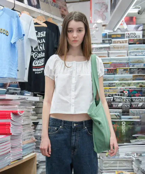 [LOW CLASSIC] COTTON BUTTON-UP SHIRRING BLOUSE_OFF WHITE [LC262BL01OW]