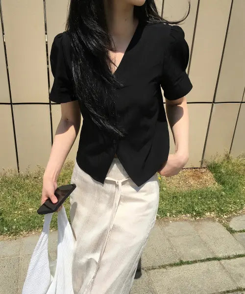 [DRAWFIT WOMEN] BACK LACE UP PUFF HALF SLEEVE BLOUSE [BLACK] / 백 레이스업 퍼프 슬리브 반팔 블라우스 [BLACK]