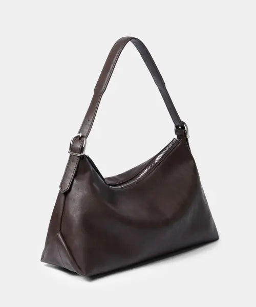 [MUSINSA STANDARD WOMAN] WOMAN BUCKLE SLOUCH SHOULDER BAG [DARK BROWN] / 우먼즈 버클 슬라우치 숄더백 [다크 브라운]