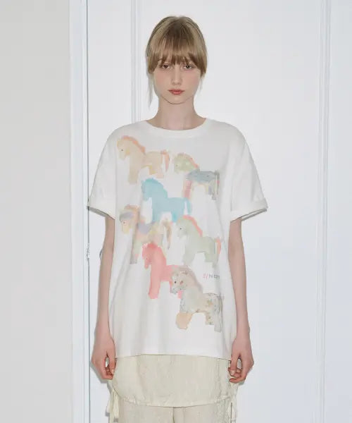 [SINOON] Tiny Ponies T-Shirt (Ivory)