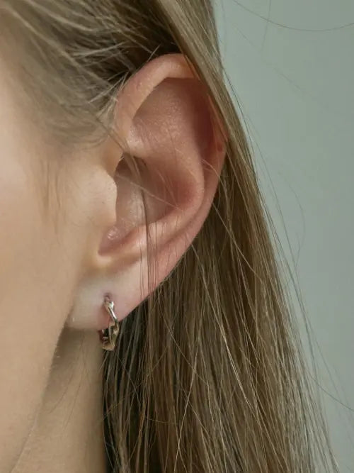 [AORA] Twisted Ball One-Touch Earrings / 트위스트 볼드 원터치 이어링