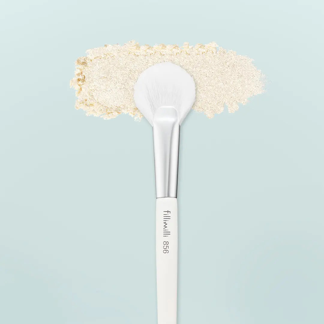 [Fillimilli] Philimiri Highlighter Fan Brush 856 / 필리밀리 하이라이터팬브러시 856