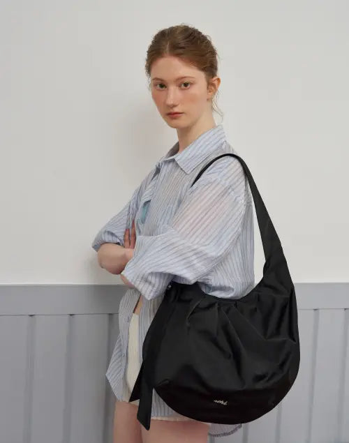 [ATHE VANESSABRUNO] Black Drape Shoulder Bag / 블랙 드레이프 숄더백 AABA6F980BK
