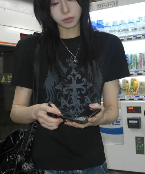 [AAKAM] Cross Wing Half Top (Black)